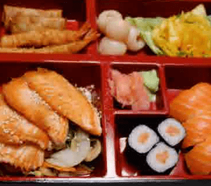 B4) Lachs Bento