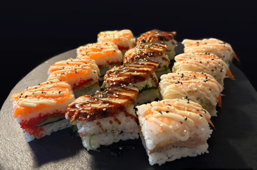 Oshi Sushi